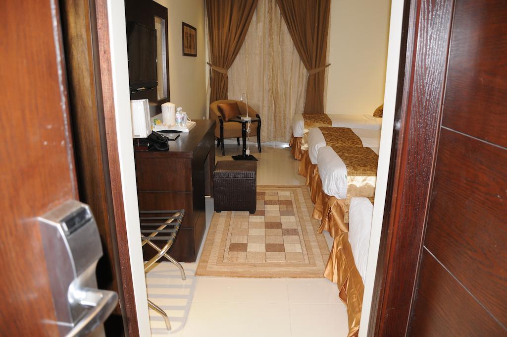 Drnef Hotel La La Mecca Esterno foto
